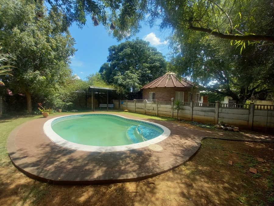 5 Bedroom Property for Sale in Noordhoek Free State